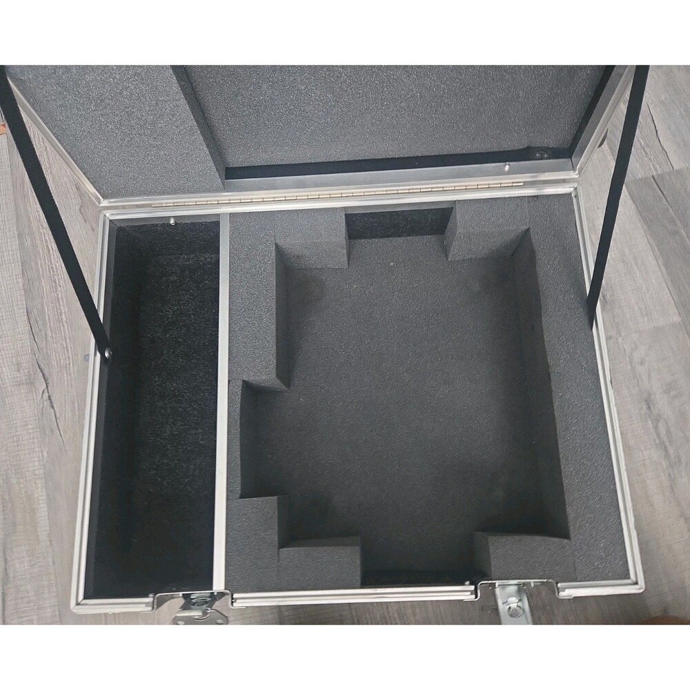 Calzone Heavy Duty road case storage box w hinged lid